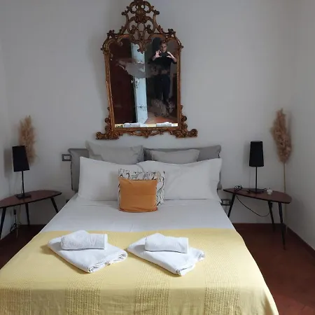 Apartamento Relais Old From A Terrace *