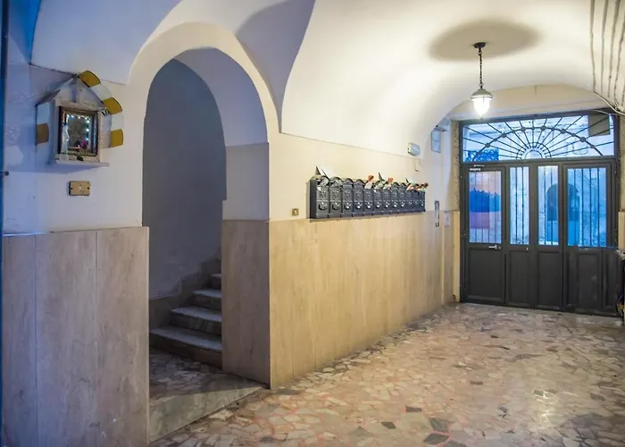 Relais Old From A Terrace Apartament Neapol